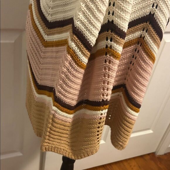 NWT Chevron Patterned Knit Sweater - Pink, Brown, and Cream 3x - Picture 3 of 7